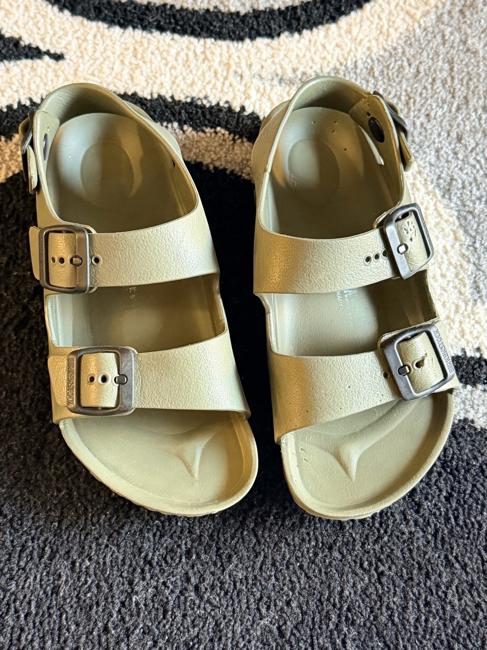 Birkenstock Kids Two-Buckle Sandals in Olive